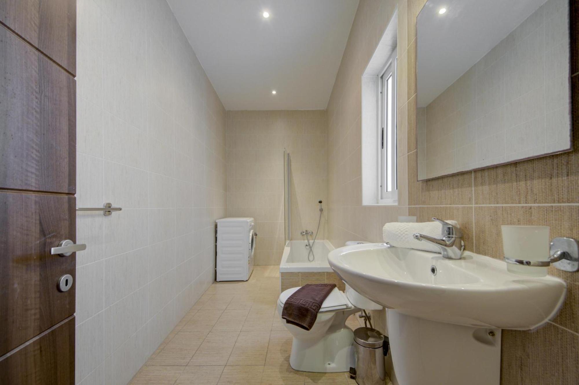 Sapphire Residences - Sliema 2 Bedroom Apartments With Views By Shortletsmalta Ngoại thất bức ảnh